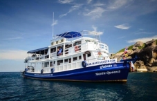 MV Manta Queen 5